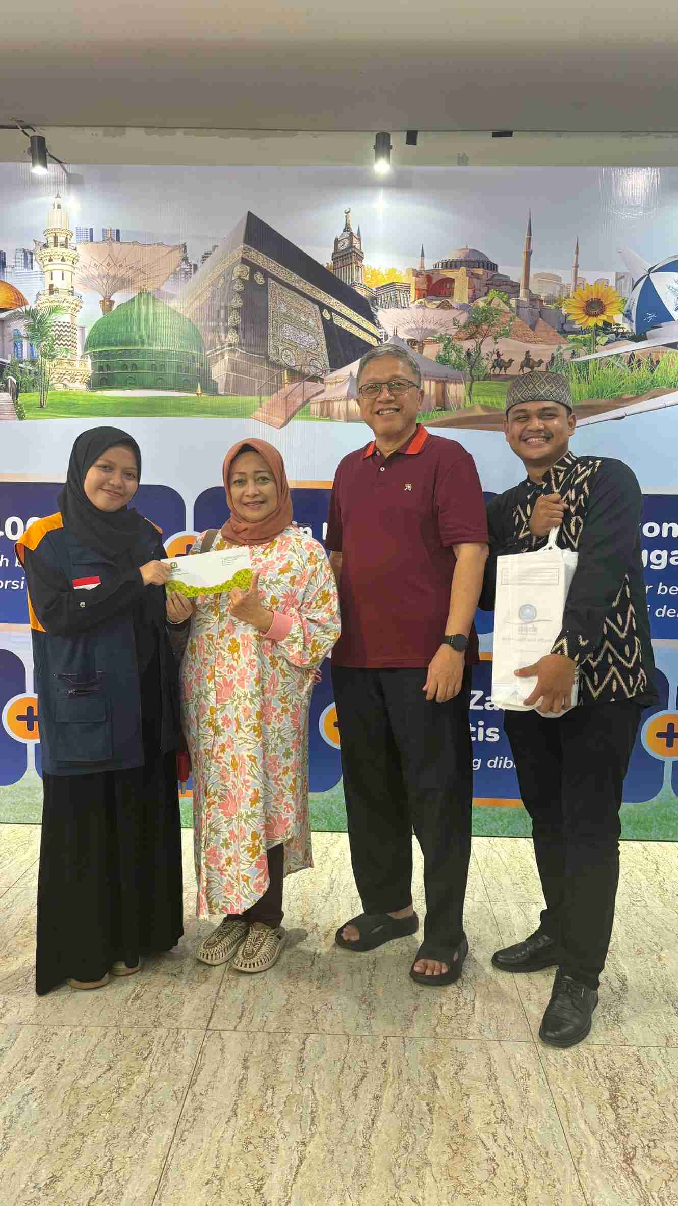 Almira Travel